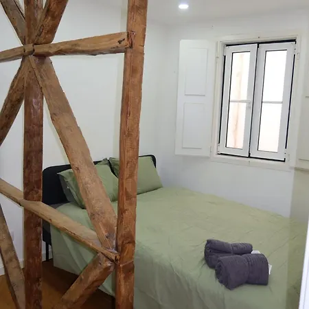 Bright One Bed In The Center Of Lejlighed