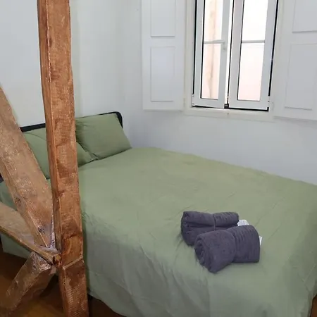 Lejlighed Bright One Bed In The Center Of